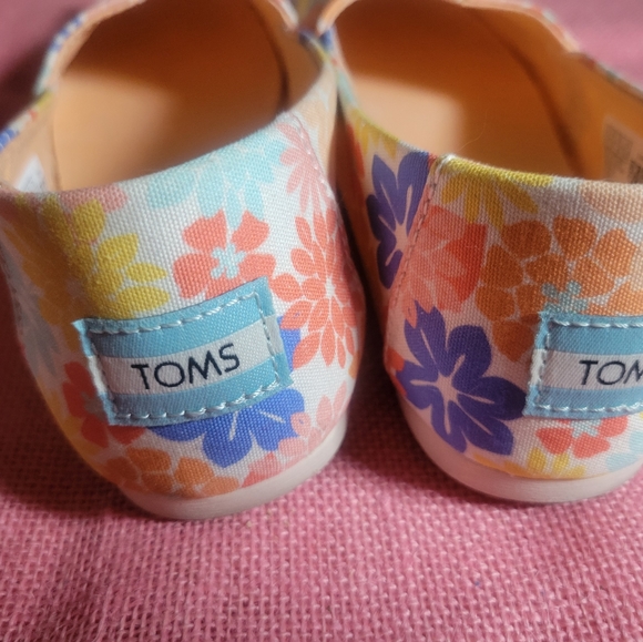 Toms Floral Flower Power Shoes 5.5 - Picture 3 of 7